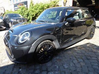 skadebil auto Mini Cooper SE Mini 3-trg. Cooper SE Classic Trim 2022/7