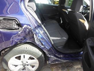 Volkswagen Golf Lim. Life eTSI picture 13