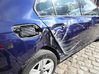 Volkswagen Golf Lim. Life eTSI picture 5