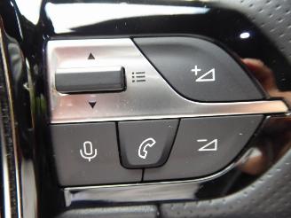 Peugeot 308 SW Hybrid GT picture 18