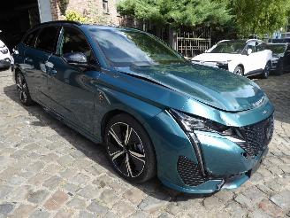 Peugeot 308 SW Hybrid GT picture 4