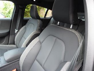 Volvo C-40 Ultimate Recharge Pure Electric 2WD picture 11