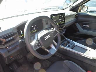 Dacia Bigster Hybrid-G 150 Extreme 4x4 picture 17