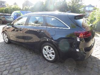 Kia Ceed Sportswagon Vision picture 7