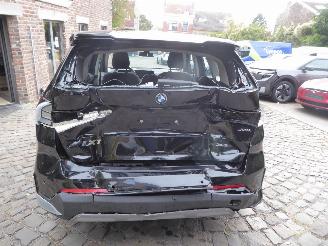 BMW iX1 30 xDrive picture 5