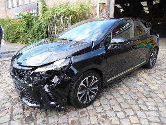 Coche accidentado Renault Clio V Techno 2024/1