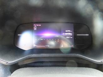 Renault Clio V Techno picture 11