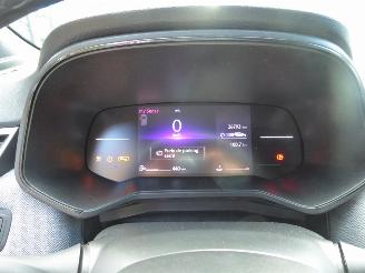 Renault Clio V Techno picture 13