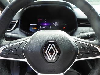 Renault Clio V Techno picture 14
