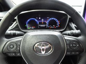 Toyota Corolla Cross Cross Hybrid FWD picture 18