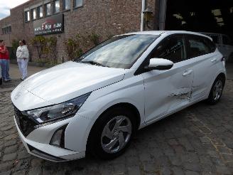 krockskadad bil auto Hyundai I-20  2024/11