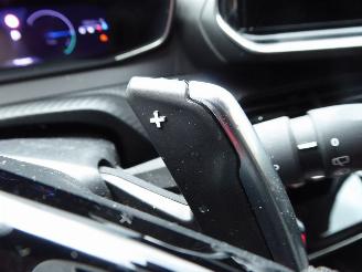 Peugeot 208 Hybrid 100 Allure picture 18