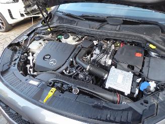 Mercedes GLA 250 e picture 25