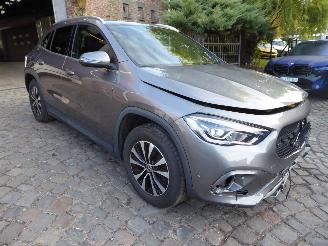 Mercedes GLA 250 e picture 4