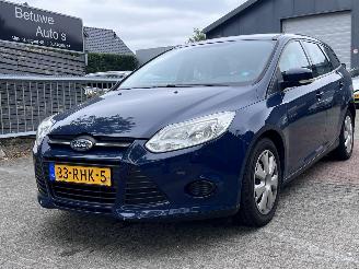 occasion passenger cars Ford Focus 1.6 EcoBoost Trend 2011/5