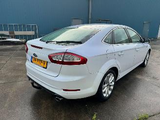 Ford Mondeo 2.0 EcoBoost Titanium picture 3