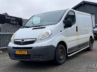 damaged commercial vehicles Opel Vivaro 2.0 CDTI 3-PERS Airco 2011/9