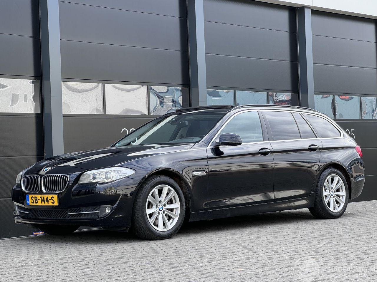 BMW 5-serie 525d Pano Leer PDC