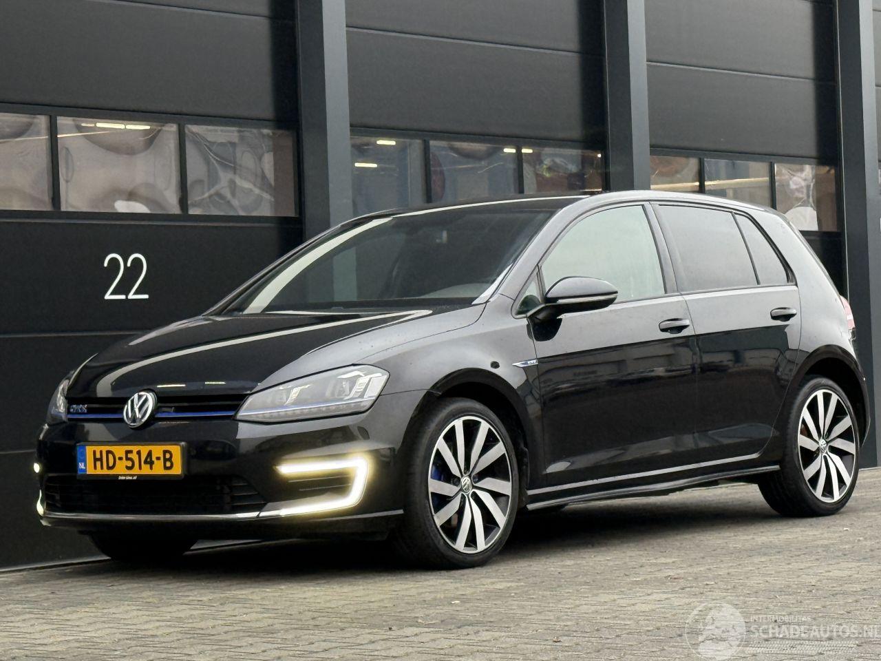 Volkswagen Golf 1.4 TSI GTE Camera PDC Clima
