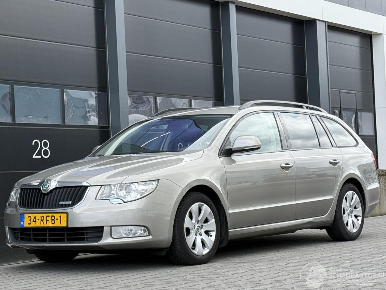 Skoda Superb 1.6 TDI Greenline Leer Clima