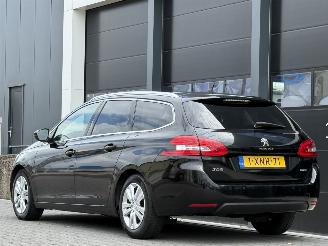 Peugeot 308 SW 1.6 BlueHDI Blue Lease Executive picture 3