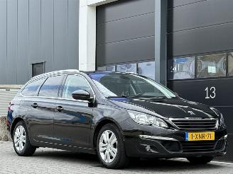 Peugeot 308 SW 1.6 BlueHDI Blue Lease Executive picture 4