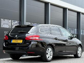 Peugeot 308 SW 1.6 BlueHDI Blue Lease Executive picture 6