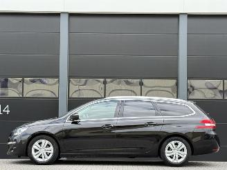 Peugeot 308 SW 1.6 BlueHDI Blue Lease Executive picture 2