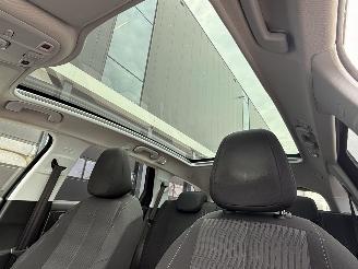 Peugeot 308 SW 1.6 BlueHDI Blue Lease Executive picture 8