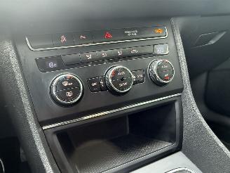 Seat Leon ST 1.6 TDI Xenon Navi Clima picture 10