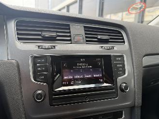 Volkswagen Golf 1.6 TDI Bluemotion picture 9