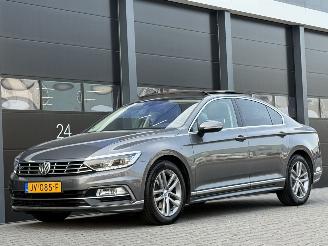 Ocazii autoturisme Volkswagen Passat 1.6 TDI R-Line Pano Virtual Cockpit EURO-6 2016/6