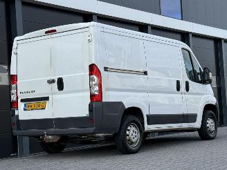 Peugeot Boxer 2.2 HDI Airco 3-PERS picture 3