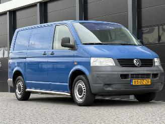 Volkswagen Transporter 1.9 TDI picture 2