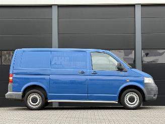 Volkswagen Transporter 1.9 TDI picture 3