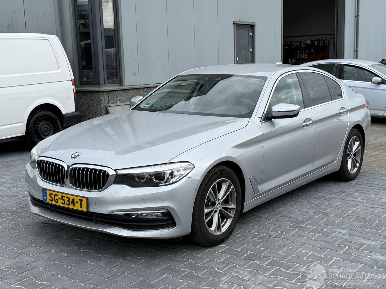 BMW 5-serie 520D Navi Clima PDC EURO-6