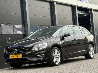 ocasión turismos Volvo V-60 2.4 D6 Twin Engine EURO-6 2015/12
