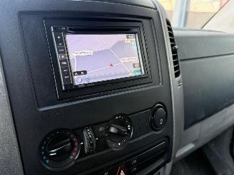 Volkswagen Crafter 2.5 TDI L2-H2 Navi picture 8