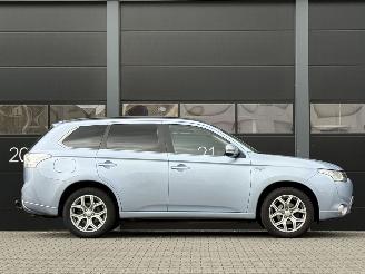 Mitsubishi Outlander 2.0 PHEV Instyle Leer Dak Camera picture 3