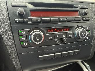 BMW 1-serie 118d Clima Navi PDC picture 10