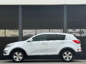 Kia Sportage 1.7 CRDI X-clusive Clima PDC picture 6