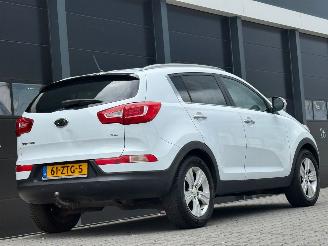 Kia Sportage 1.7 CRDI X-clusive Clima PDC picture 4