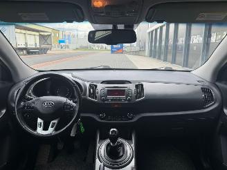 Kia Sportage 1.7 CRDI X-clusive Clima PDC picture 7