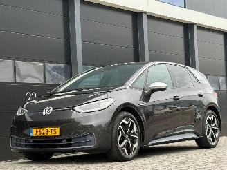 škoda osobní automobily Volkswagen ID.3 First Plus 58 kWh Camera Clima PDC 2020/10