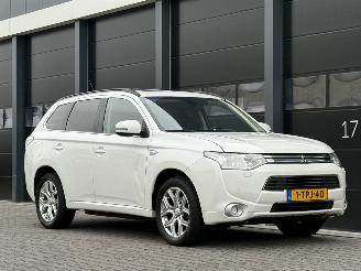 Mitsubishi Outlander 2.0 PHEV Instyle+ Dak Leer Camera picture 2