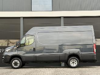 Iveco Daily 35C 3.0 Hi-Matic * Dubbellucht *3 -PERS picture 6