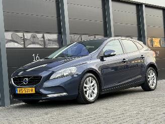 occasion passenger cars Volvo V-40 1.6 D2 Navi Clima AUTOMAAT 2013/10
