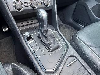 Volkswagen Tiguan 2.0 R-line 360 Camera Pano 150PK Leer picture 14