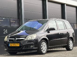 Opel Zafira 2.2 Essentia Navi Airco 7-PERS 2005/8