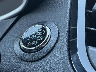 Ford Fiesta 1.6 TDCi Titanium Navi Clima PDC picture 11